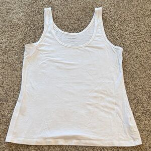 ❗️3/$20 ❗️ Old Navy White Tank Top